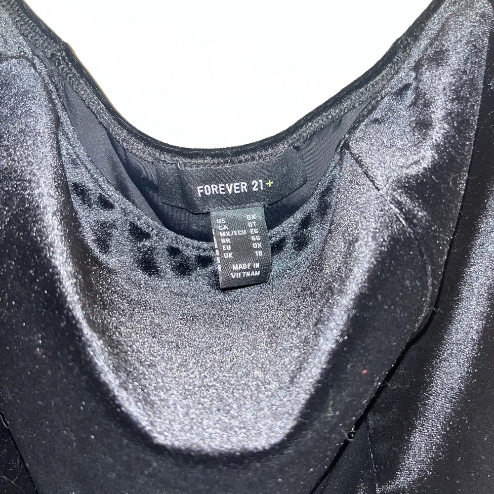 Black velvet forever 21 top - Picture 2 of 3
